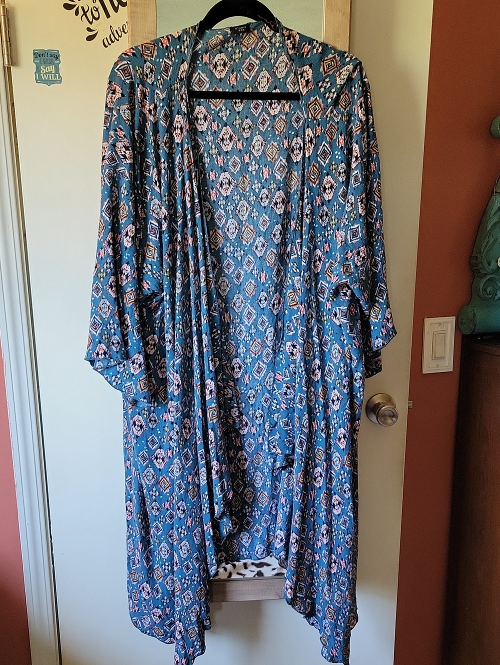Studio Teal Floral-Geometric Kimono Robe with Pink & Cream Accents
